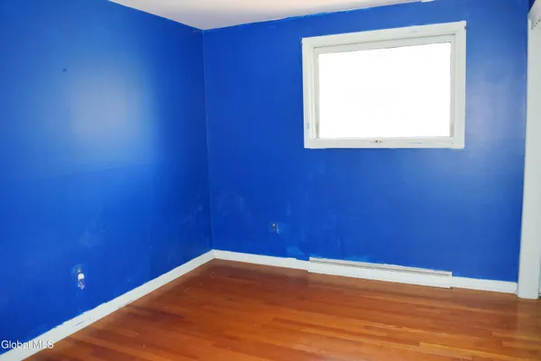 $285,000 | 32 Troy Road, East Greenbush, NY 12061