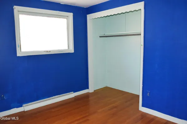 $285,000 | 32 Troy Road, East Greenbush, NY 12061