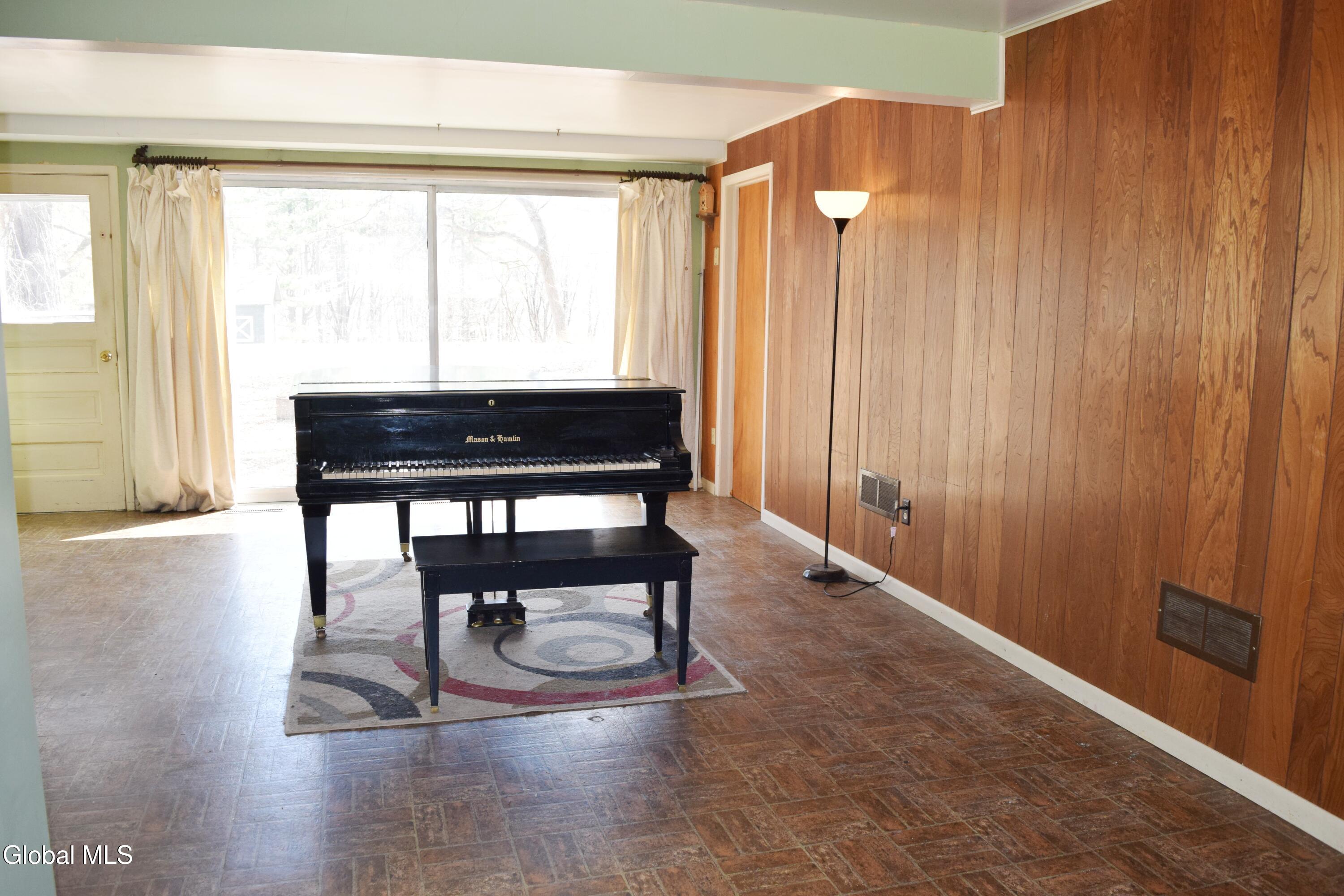 32 Troy Road East Greenbush, NY 12061 - Photo 44 of 55 Family Room w/ Garage Entrance
