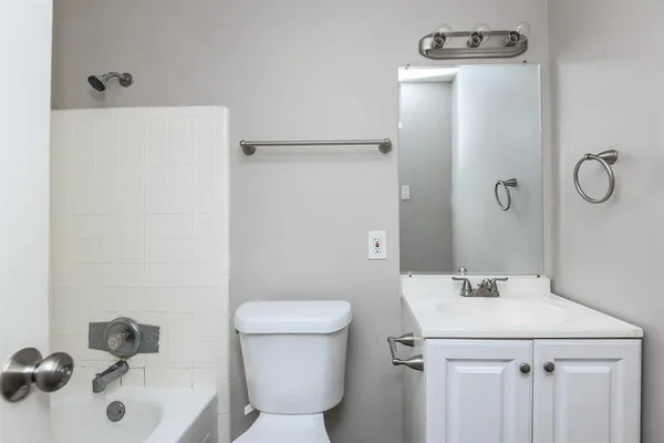 $1,715 | 129 Sheffield Drive, Cedar Hill, TX 75104