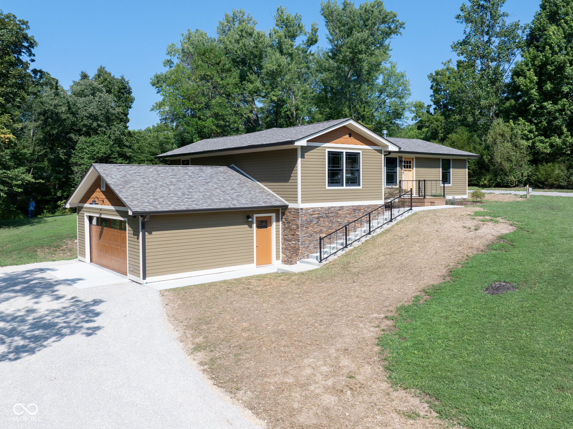 568 McGee Road Nashville, IN 47448 - Photo 3 of 36