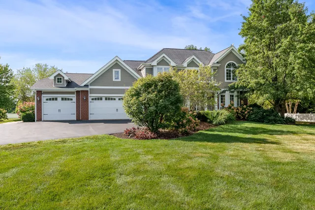 $945,000 | 8551-8589 Rote Road, Rockford, IL 61107