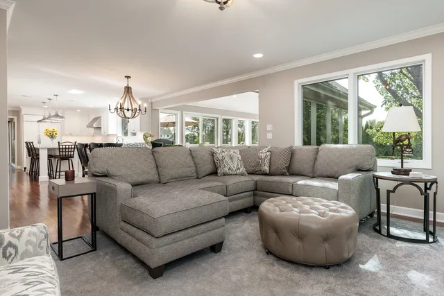 $945,000 | 8551-8589 Rote Road, Rockford, IL 61107