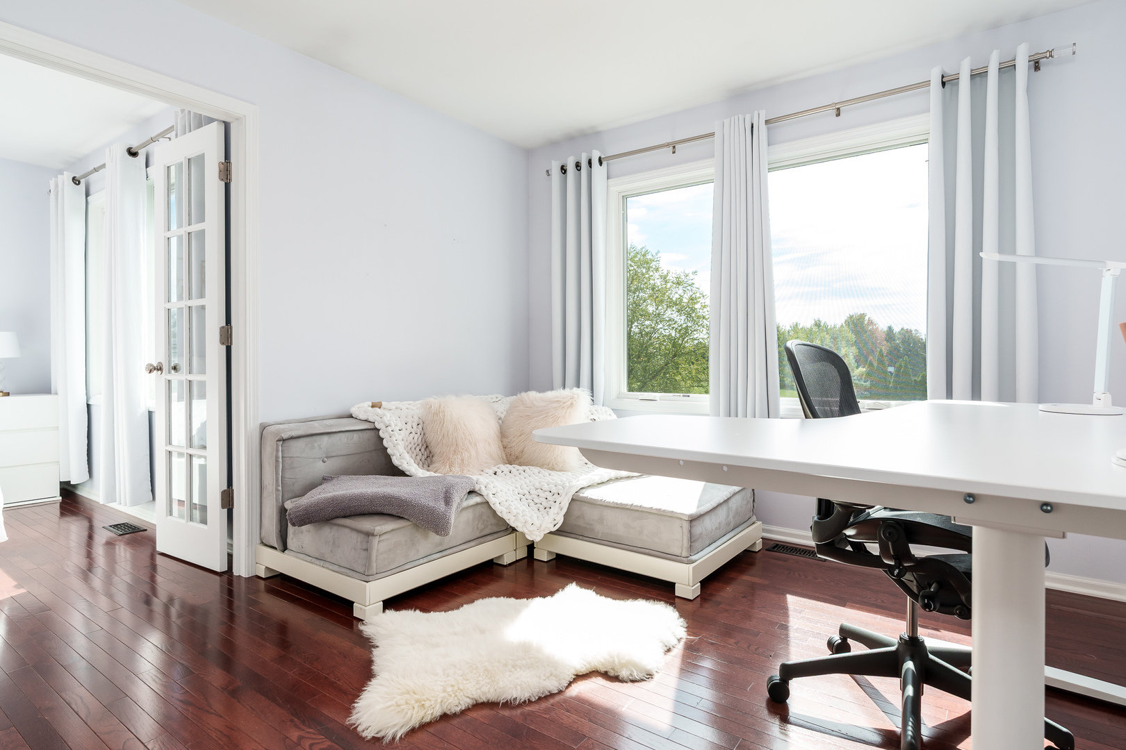 8551-8589 Rote Road Rockford, IL 61107 - Photo 46 of 89 a living room with furniture and a large window