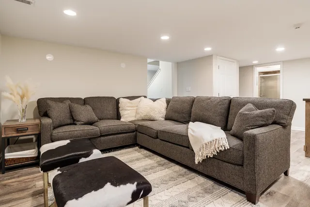 $945,000 | 8551-8589 Rote Road, Rockford, IL 61107