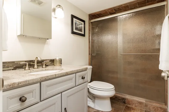 $945,000 | 8551-8589 Rote Road, Rockford, IL 61107