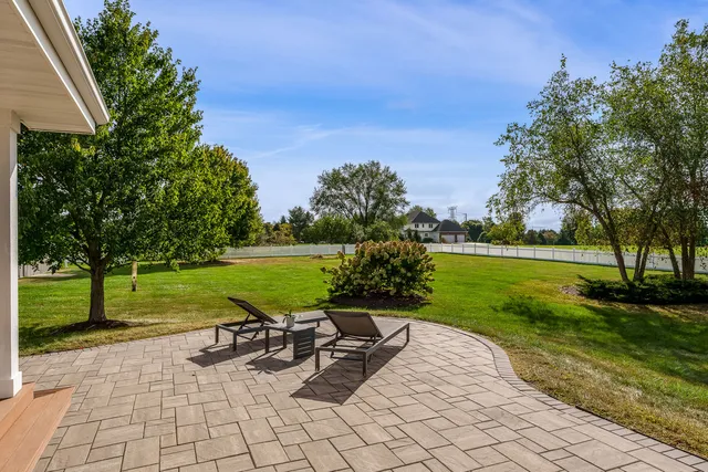 $945,000 | 8551-8589 Rote Road, Rockford, IL 61107