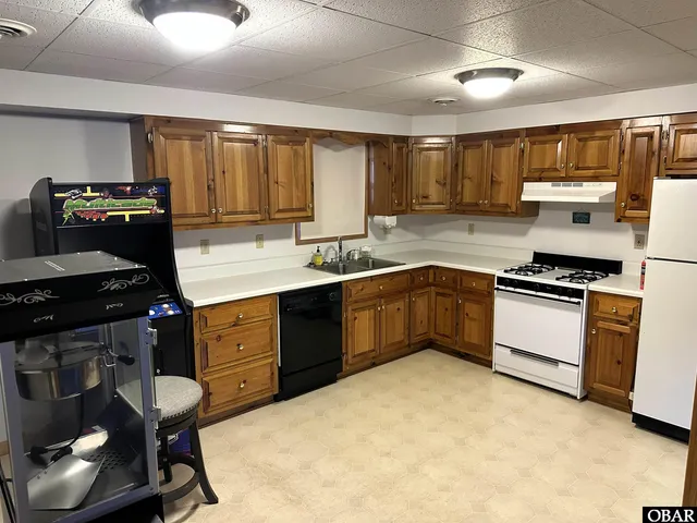 $690,000 | 2824 South Lost Colony Drive, Nags Head, NC 27959