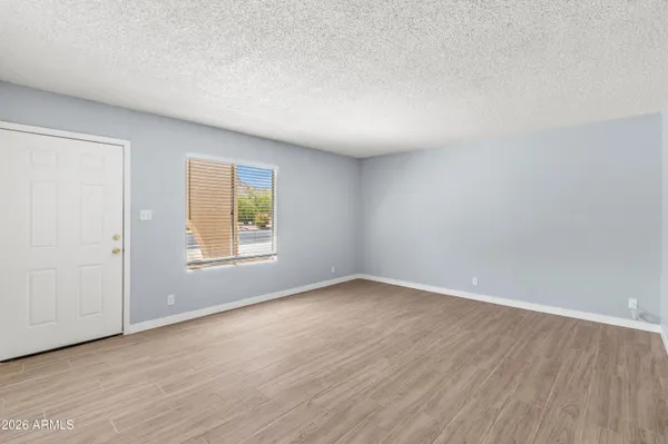$2,400 | 13027 North 28th Street, Phoenix, AZ 85032