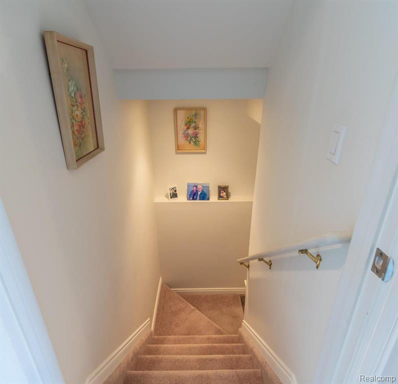 2231 Crystal Drive, Unit 25 Rochester Hills, MI 48309 - Photo 36 of 41
