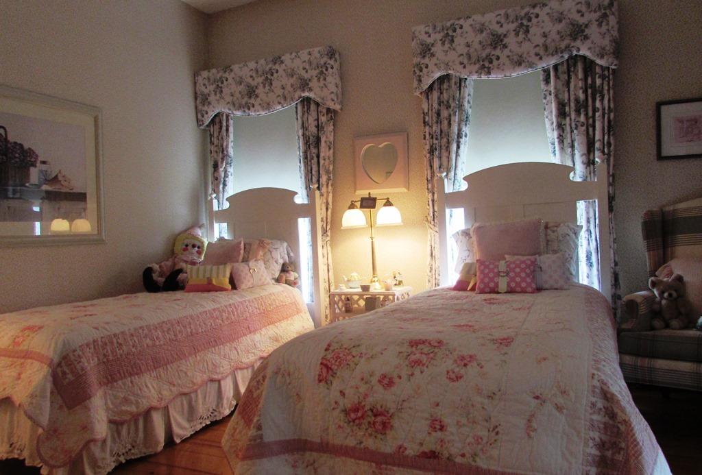 63 Cross Street Chatham, MA 02633 - Photo 9 of 20 a bedroom with a bed and lamp on dresser