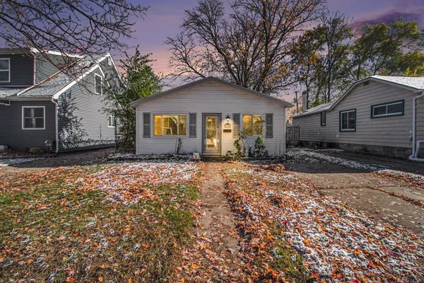 $210,000 | 27042 Brettonwoods Street, Madison Heights, MI 48071