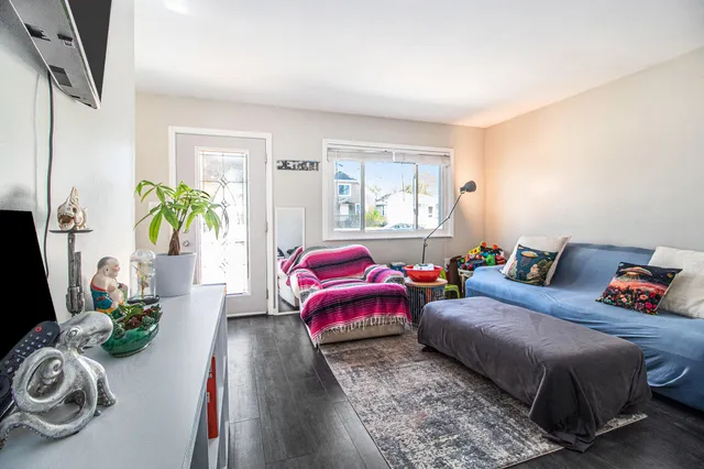 $220,000 | 27042 Brettonwoods Street, Madison Heights, MI 48071