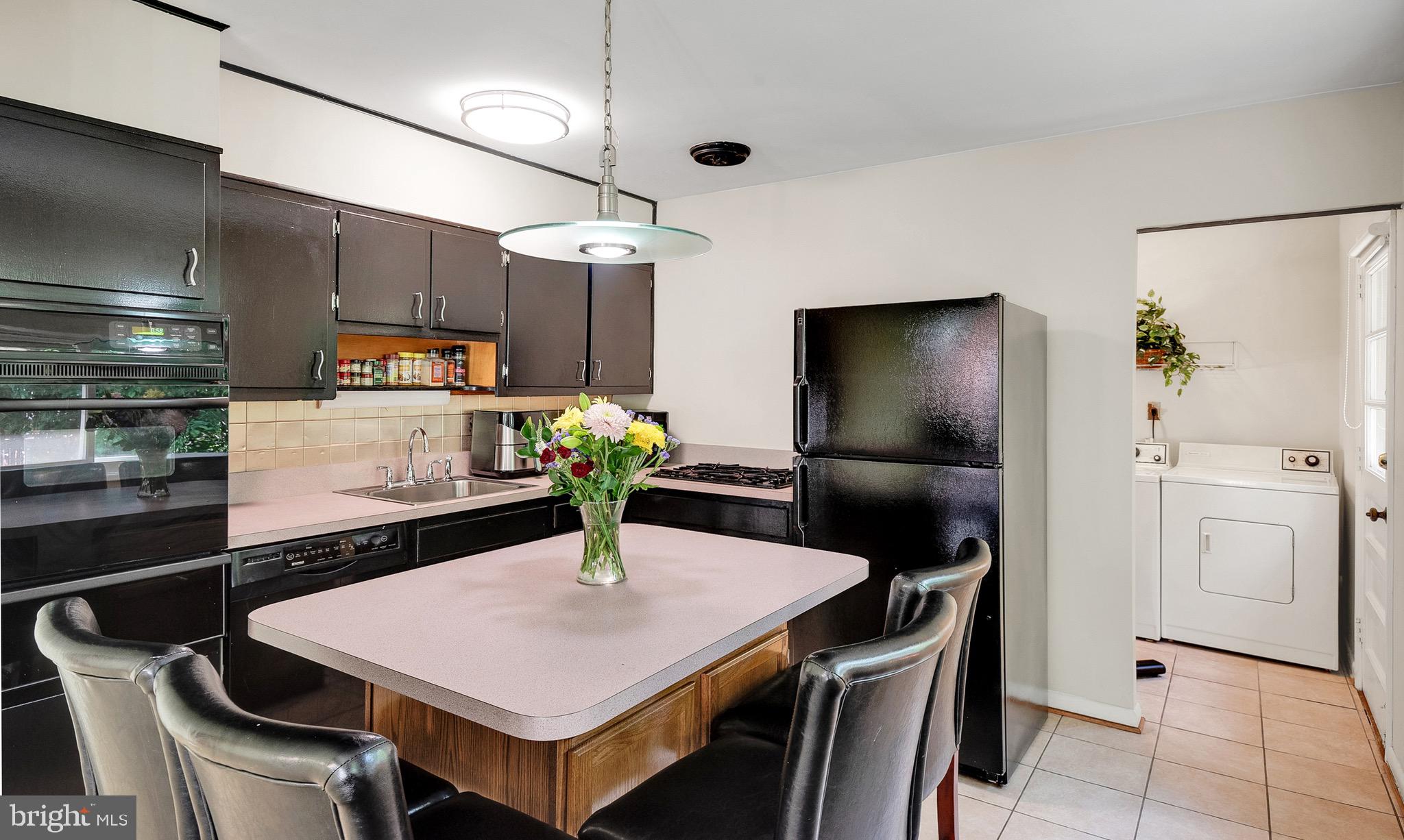 204 Thistle Drive Silver Spring, MD 20901 - Photo 12 of 37