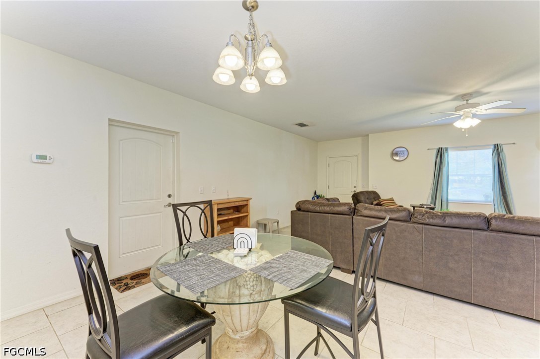 315 Southland Road Venice, FL 34293 - Photo 9 of 29 Gallery Image 9
