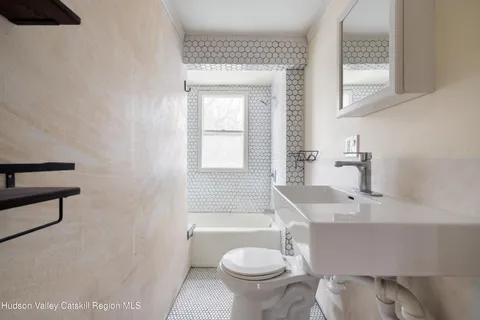 $700,000 | 5059 Highway 209, Accord, NY 12404