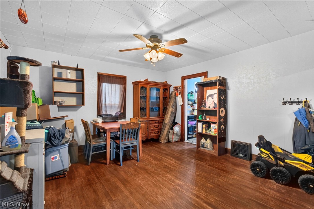 978 Wooster Road North Barberton, OH 44203 - Photo 14 of 31