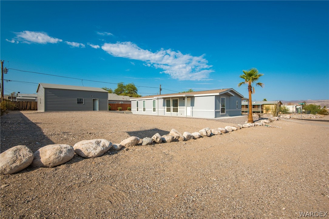 1738 Talc Road Bullhead City, AZ 86442 - Photo 4 of 49