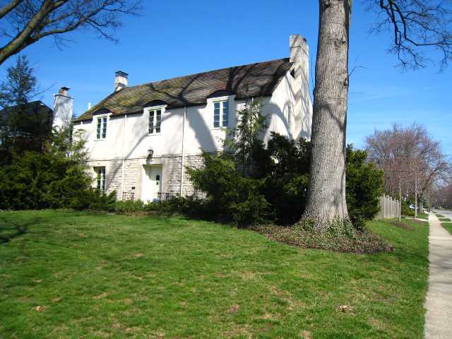 2686 Bexley Park Road Bexley, OH 43209 - Photo 1 of 16
