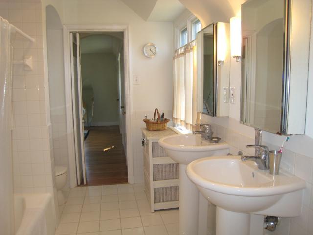2686 Bexley Park Road Bexley, OH 43209 - Photo 10 of 16