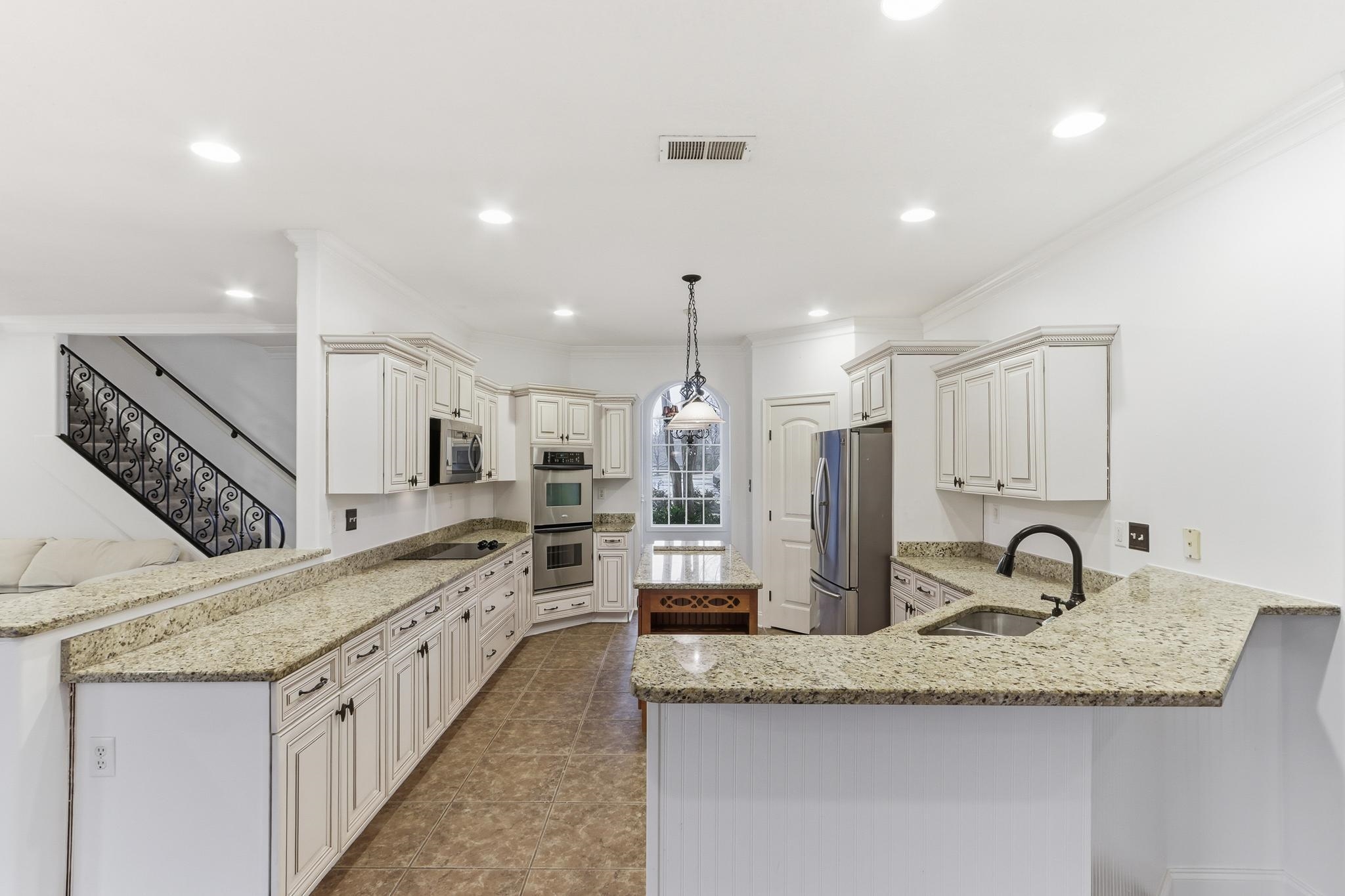 731 Magnolia Garden Cove Collierville, TN 38017 - Photo 7 of 40