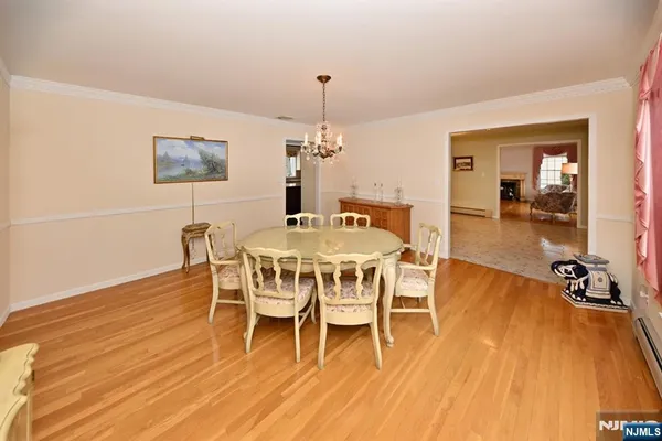 $1,650,000 | 513 Lydia Lane, Wyckoff, NJ 07481