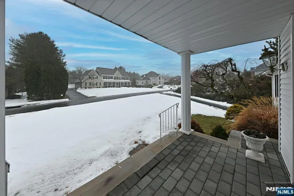 $1,650,000 | 513 Lydia Lane, Wyckoff, NJ 07481