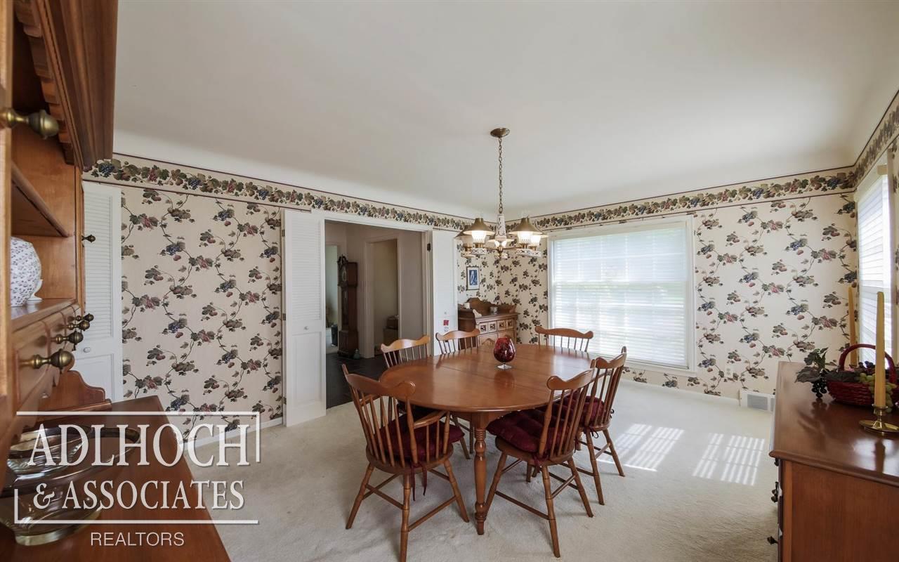 1047 Devonshire Road Grosse Pointe Park, MI 48230 - Photo 11 of 33
