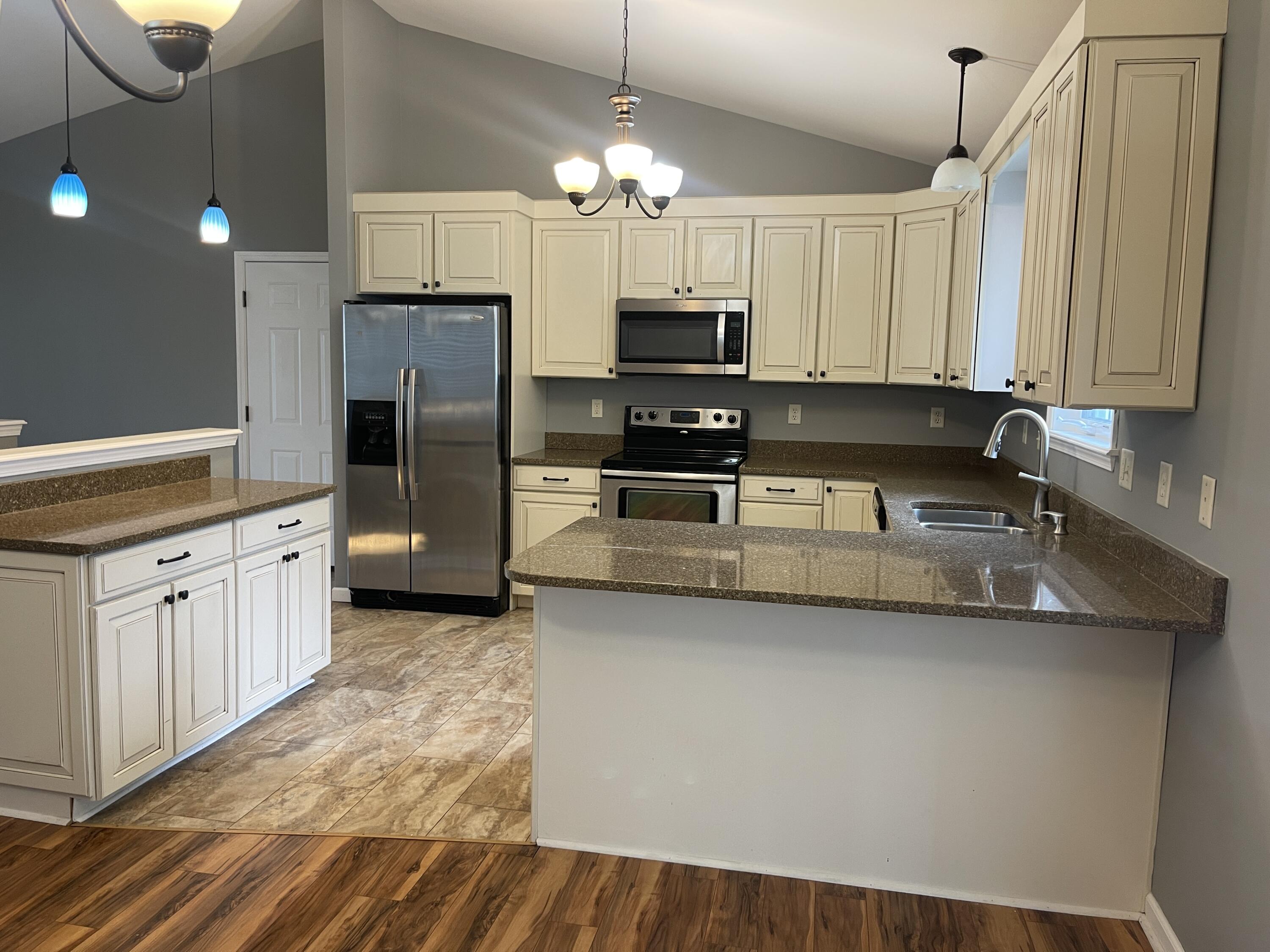 113 Beacon Ridge Drive Battle Creek, MI 49017 - Photo 12 of 53 IMG_5613 2