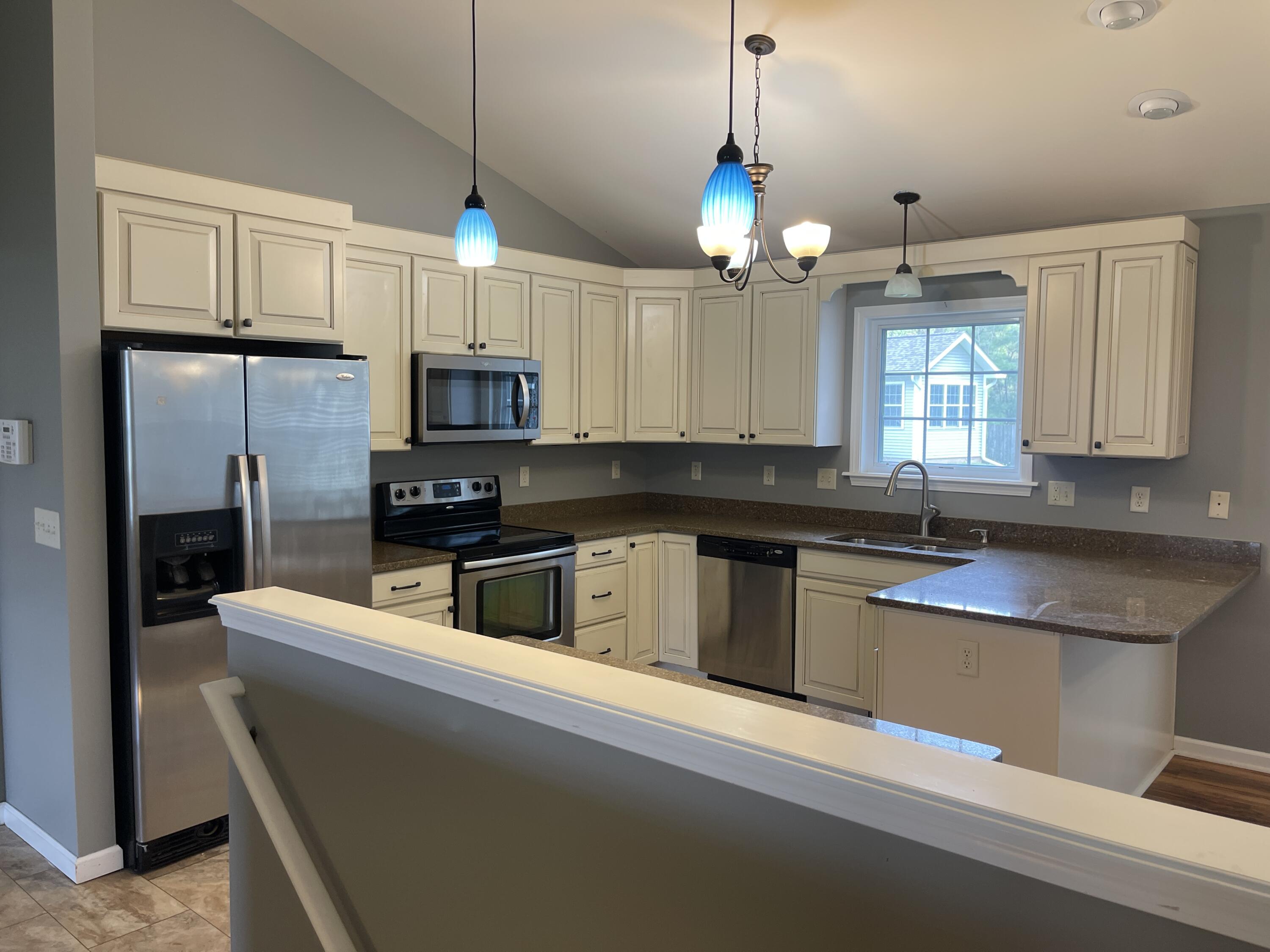 113 Beacon Ridge Drive Battle Creek, MI 49017 - Photo 14 of 53 IMG_5616