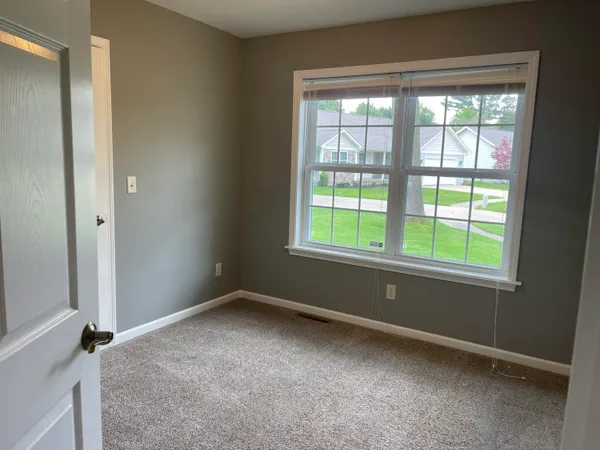 $274,900 | 113 Beacon Ridge Drive, Battle Creek, MI 49017