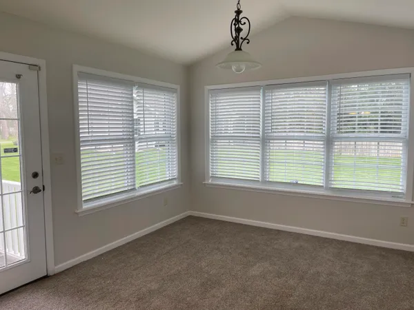 $274,900 | 113 Beacon Ridge Drive, Battle Creek, MI 49017