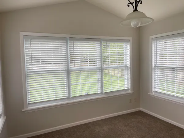 $274,900 | 113 Beacon Ridge Drive, Battle Creek, MI 49017