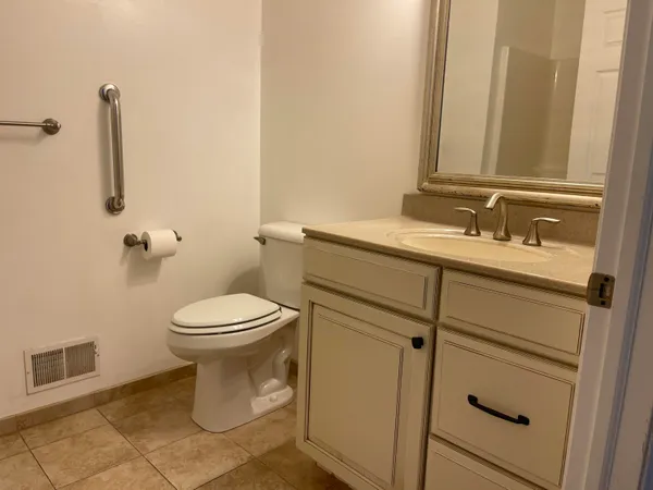 $274,900 | 113 Beacon Ridge Drive, Battle Creek, MI 49017