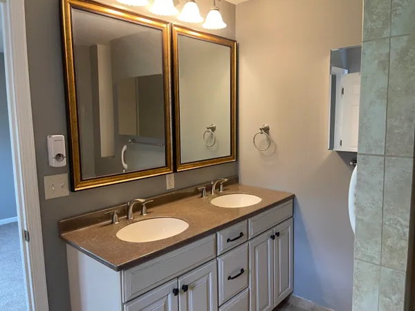 $274,900 | 113 Beacon Ridge Drive, Battle Creek, MI 49017
