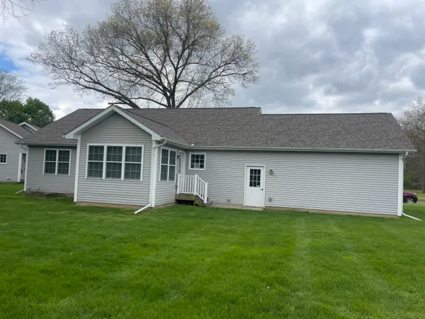 $274,900 | 113 Beacon Ridge Drive, Battle Creek, MI 49017