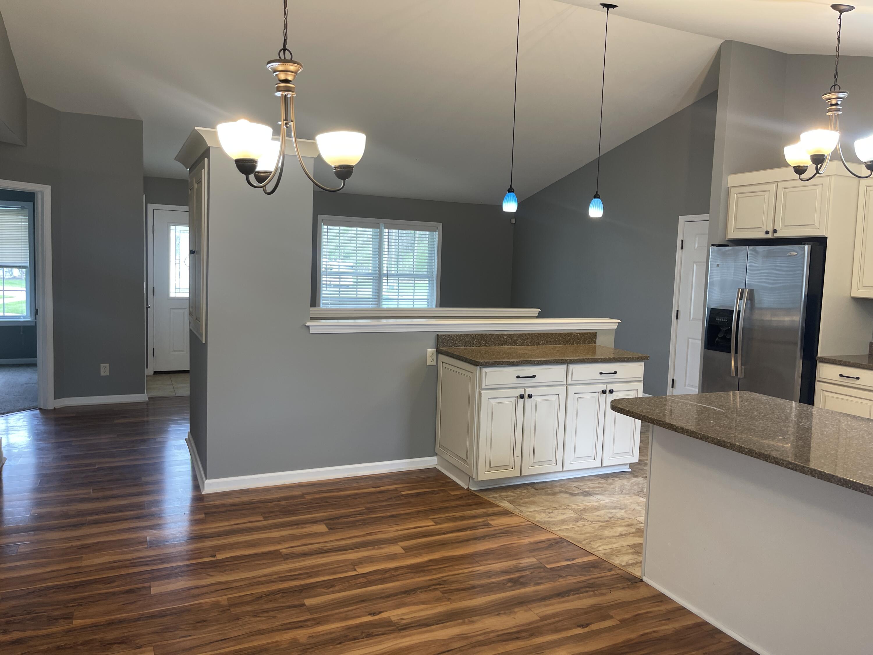 113 Beacon Ridge Drive Battle Creek, MI 49017 - Photo 10 of 53 IMG_5611
