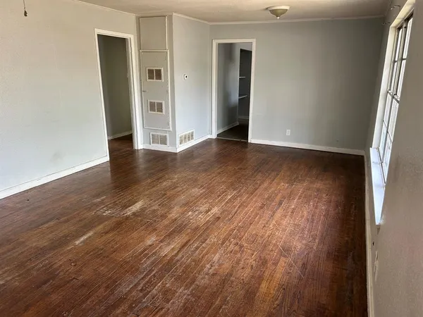 $189,000 | 119 Vandenburg Drive, Denison, TX 75020