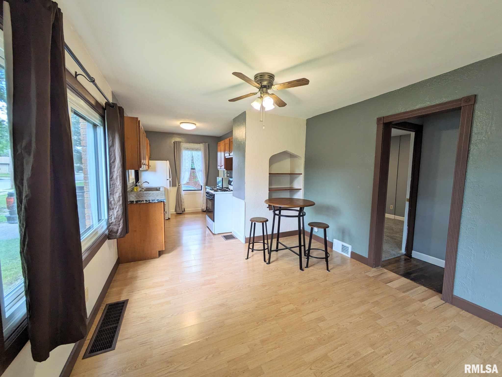 901 Sheridan Road Pekin, IL 61554 - Photo 17 of 37 Gallery Image 17