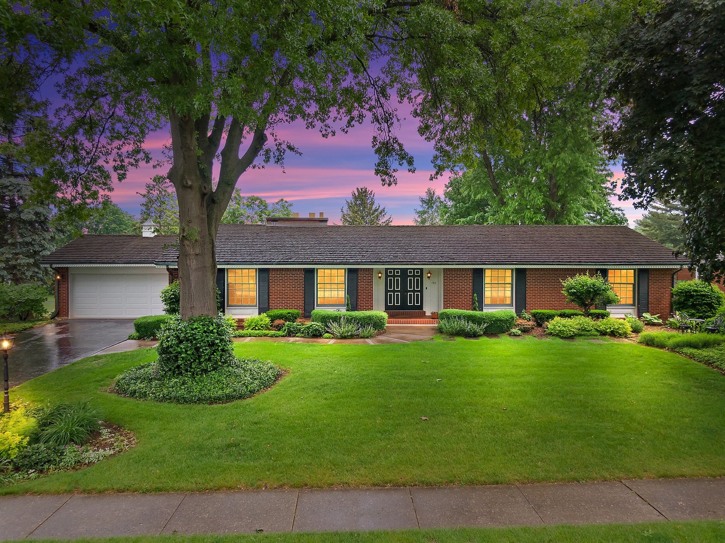 135 Thornbrook Road DeKalb, IL 60115 - Photo 1 of 62 Gallery Image 1