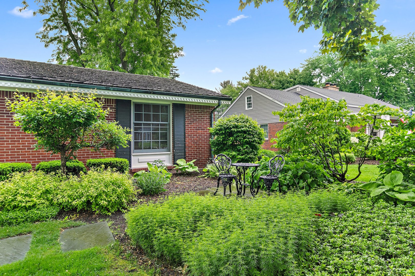 135 Thornbrook Road DeKalb, IL 60115 - Photo 4 of 62 Gallery Image 4