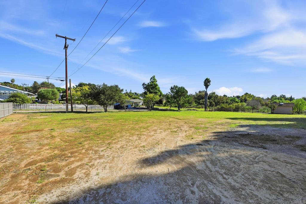 Sky Vista Way Fallbrook, CA 92028 - Photo 4 of 27 a view of a garden