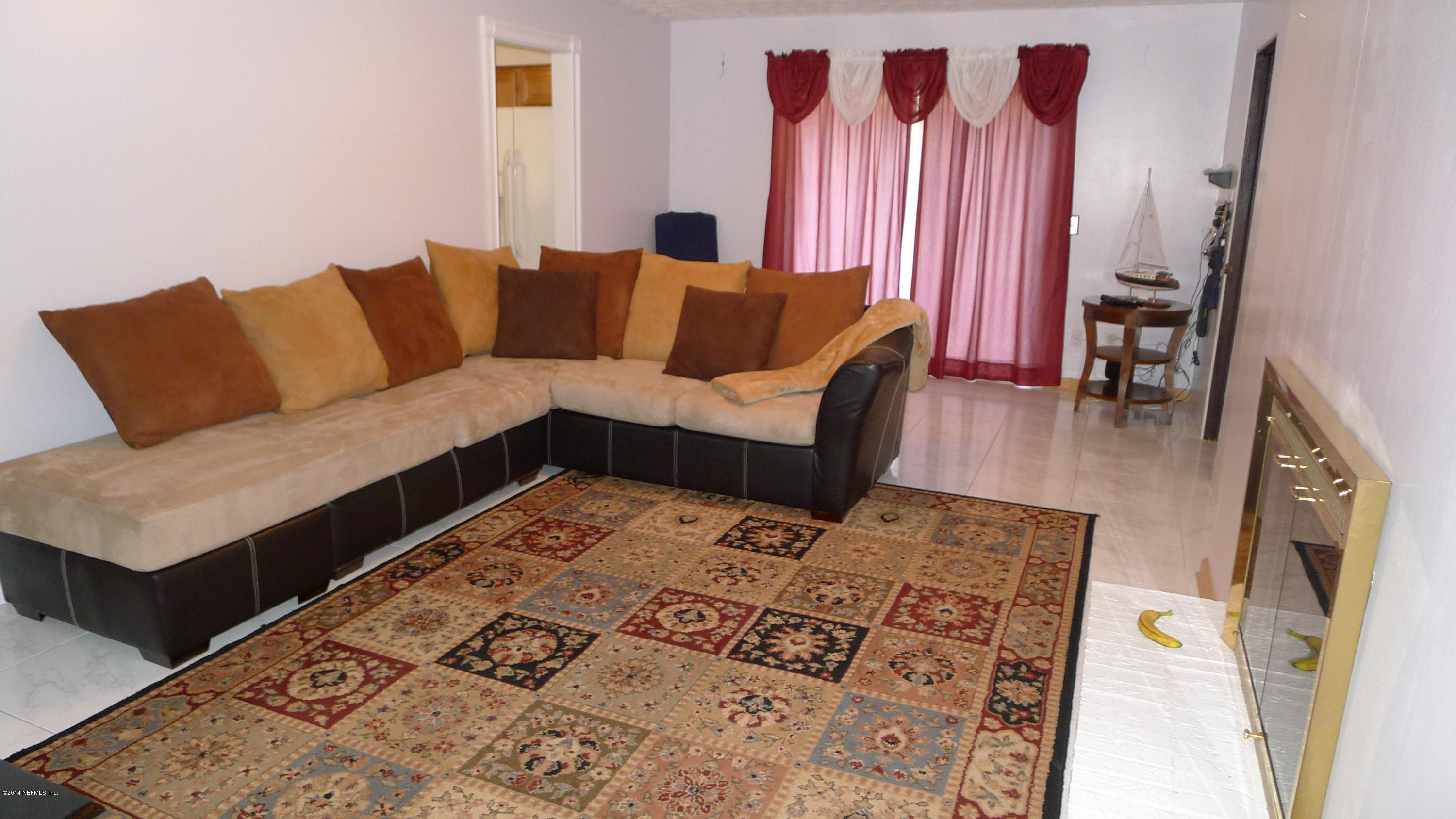 4300 Monument Road Jacksonville, FL 32225 - Photo 8 of 16 family room