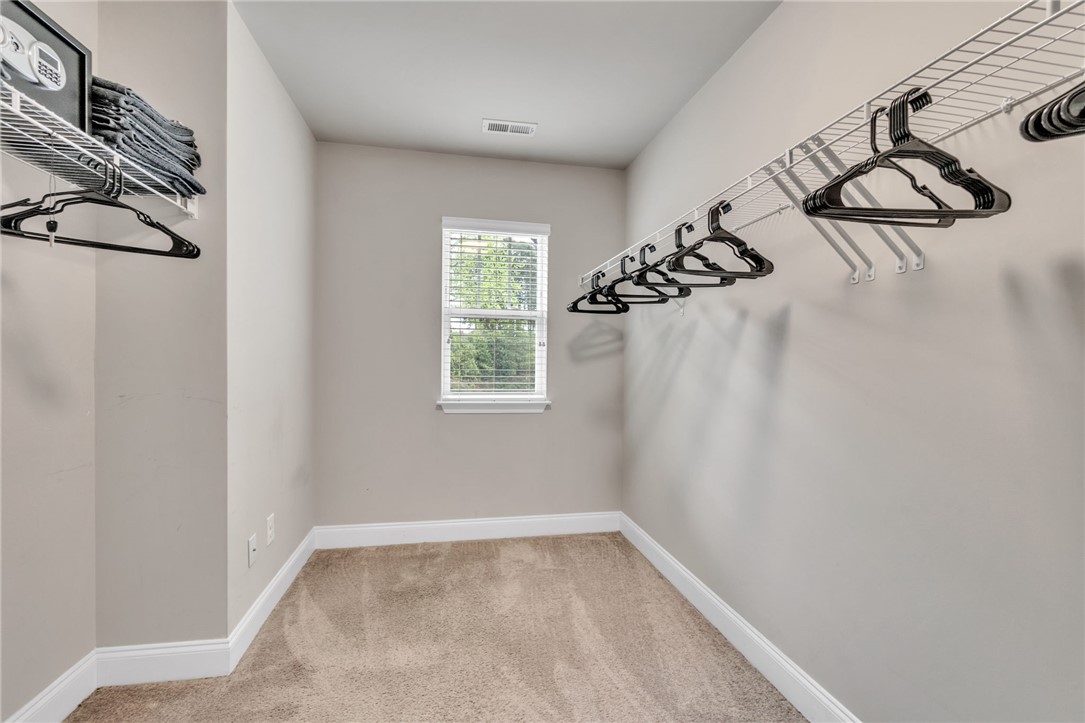 102 Ventura Street Anderson, SC 29621 - Photo 19 of 22 Large closet