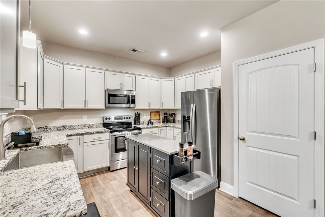 102 Ventura Street Anderson, SC 29621 - Photo 8 of 22 Kitchen