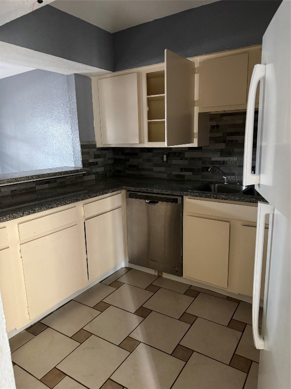 6201 Ranchester Drive, Unit 22 Houston, TX 77036 - Photo 12 of 14