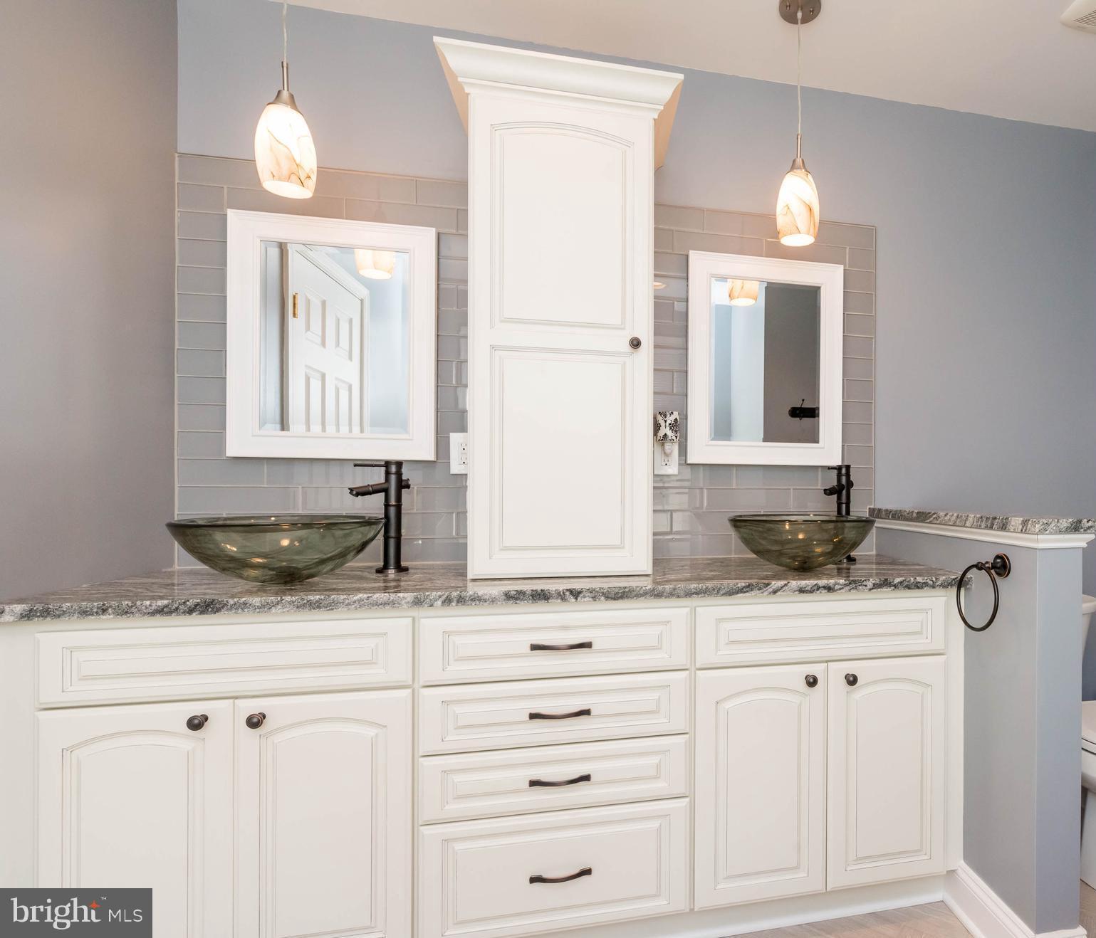 28 Brookfield Road Pasadena, MD 21122 - Photo 5 of 28 Bath (Master) with custom double sinks