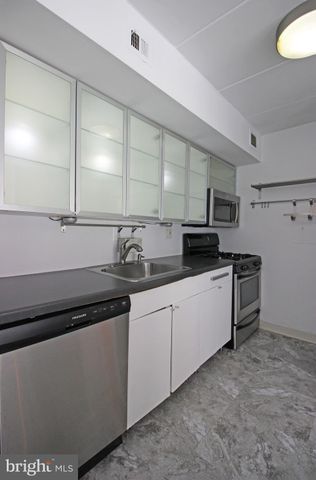 $170,000 | 2630 Wagon Drive, Unit 3C, Alexandria, VA 22303