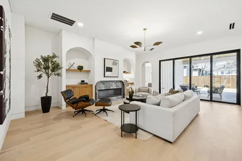 $2,050,000 | 2015 Euclid Avenue, Dallas, TX 75206