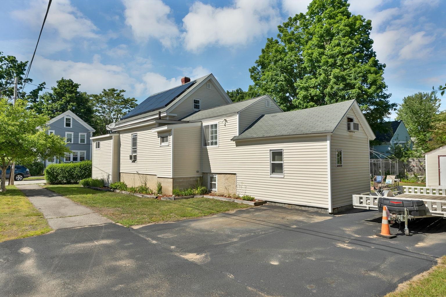 19 Monroe Street Concord, NH 03301 - Photo 3 of 60